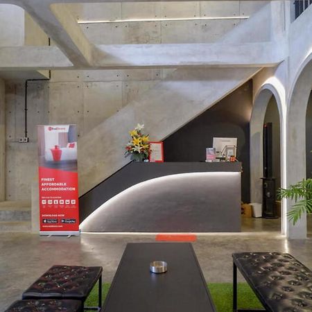 Reddoorz Plus Near Kawasan Sam Poo Kong Semarang Kültér fotó
