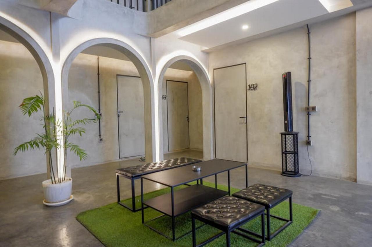 Reddoorz Plus Near Kawasan Sam Poo Kong Semarang Kültér fotó