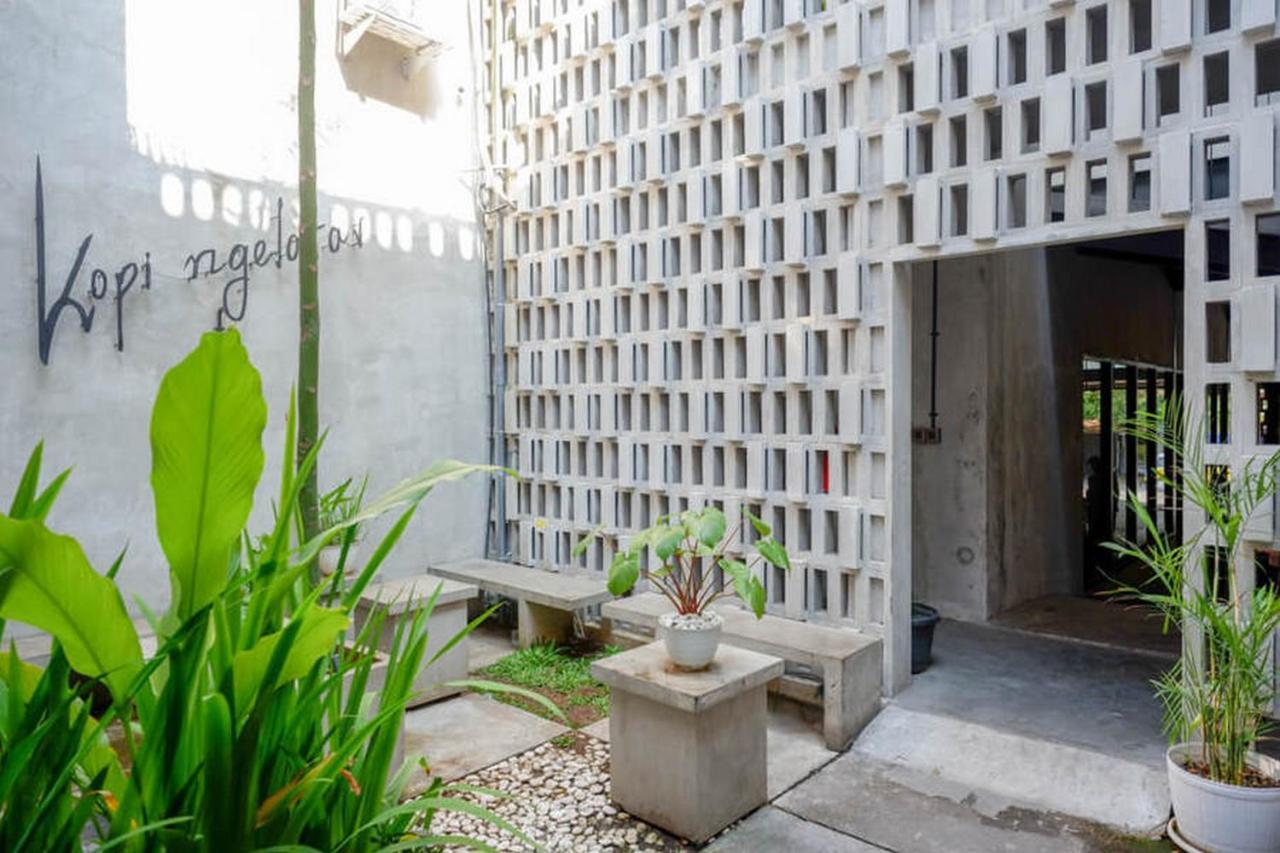 Reddoorz Plus Near Kawasan Sam Poo Kong Semarang Kültér fotó