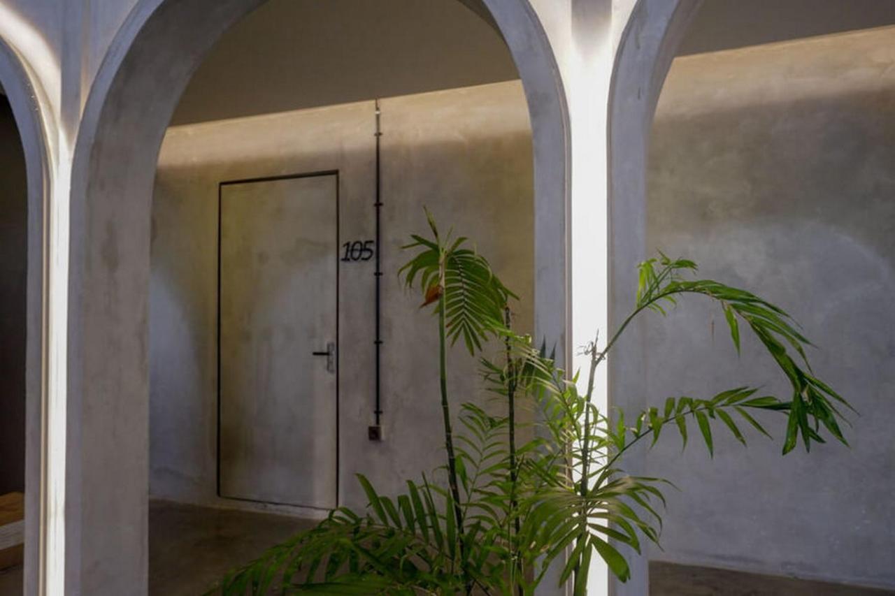 Reddoorz Plus Near Kawasan Sam Poo Kong Semarang Kültér fotó