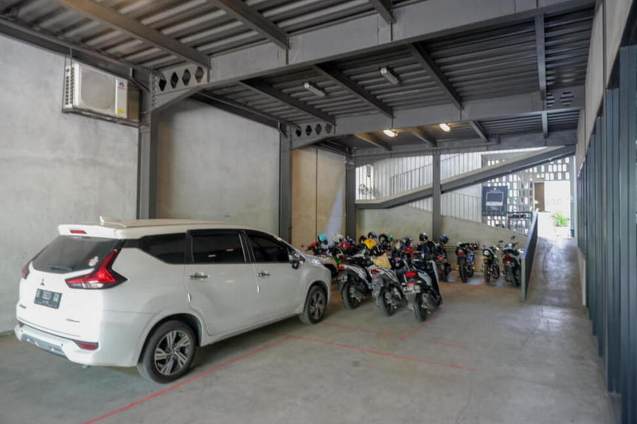 Reddoorz Plus Near Kawasan Sam Poo Kong Semarang Kültér fotó