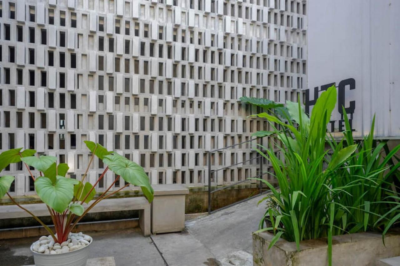 Reddoorz Plus Near Kawasan Sam Poo Kong Semarang Kültér fotó